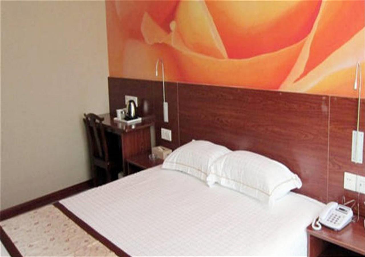 Xiamen Qingnian Yangguang Hotel - Wenzaodian Buitenkant foto